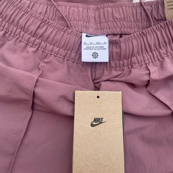 Nike Women's Mauve Pants - Picture 6 of 8